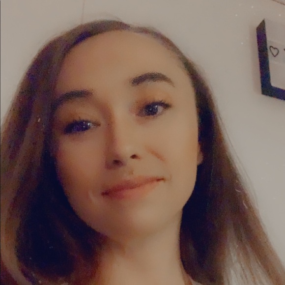 annarenee784